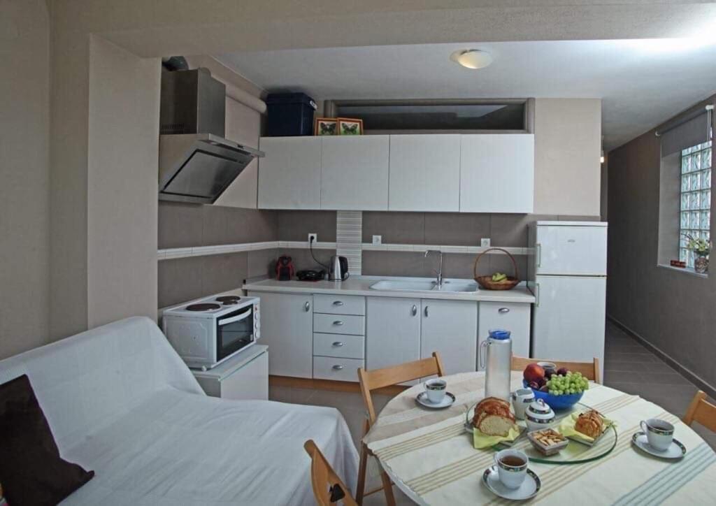 See To Sea Apartments 帕拉利亚狄奥尼索 外观 照片
