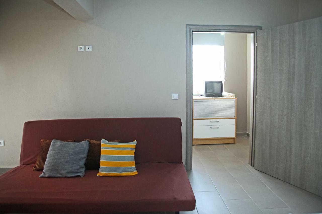 See To Sea Apartments 帕拉利亚狄奥尼索 外观 照片